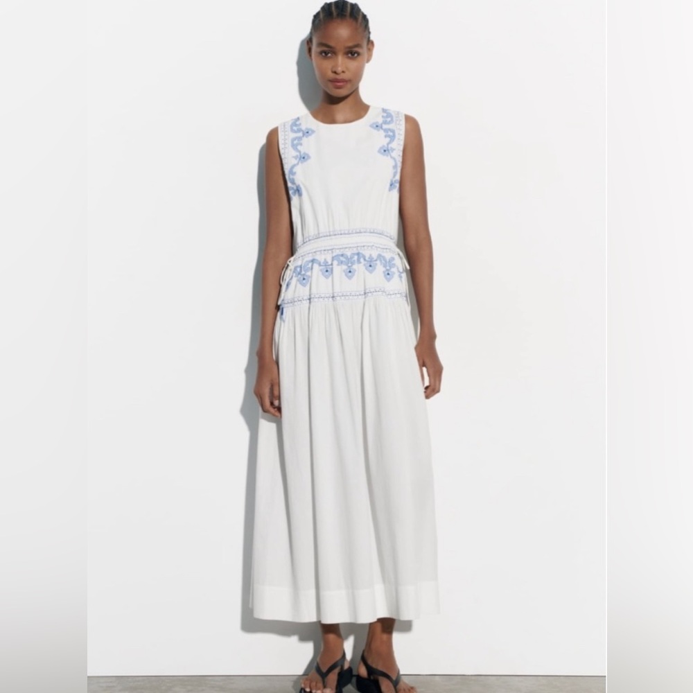 Zara white dress with blue embroidery